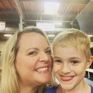 Meet your Posher, Stephanie